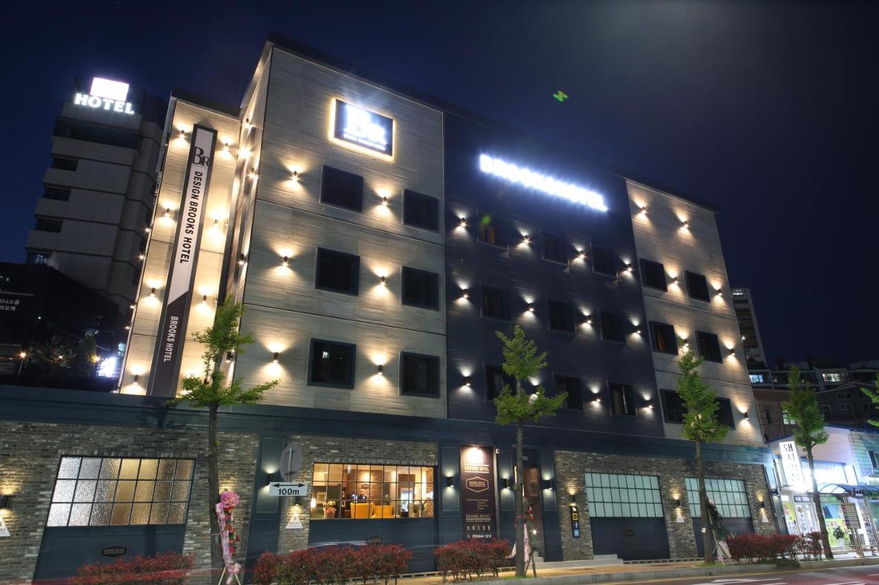 Brooks Hotel Tongyeong Exterior foto