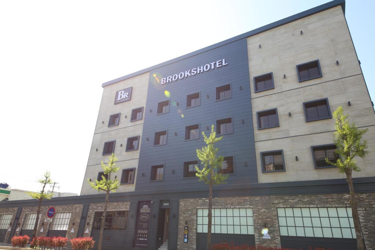 Brooks Hotel Tongyeong Exterior foto