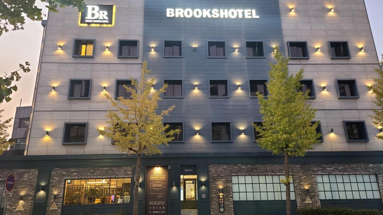 Brooks Hotel Tongyeong Exterior foto
